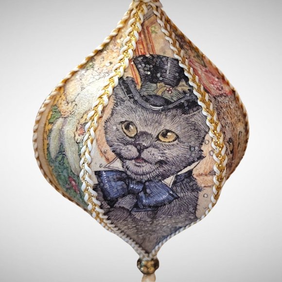 OOAK Upcycled Paper Ornament Fancy Christmas Cats Glitter Chandelier Crystal - Picture 7 of 12